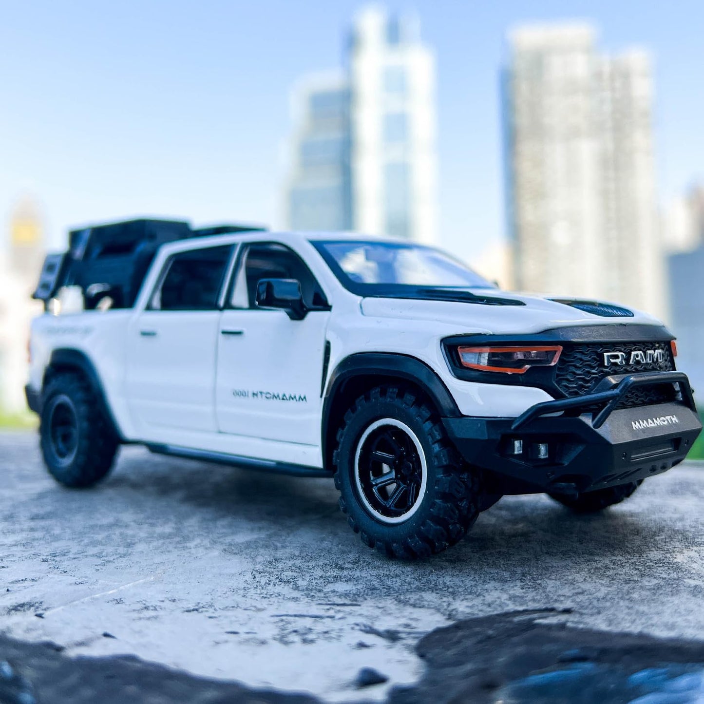 Uryans Pick-Up Truck Model Car, Zinc Alloy Pull Back Toy car with Sound and Light for Kids Boy Girl Gift
